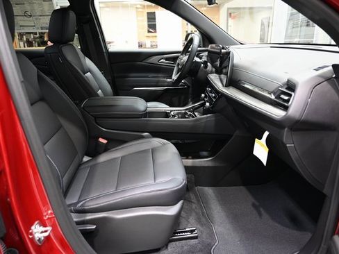 New 2026 Chevrolet Traverse LT w/ Driver Confidence Package image 10