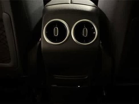 Certified 2025 Mercedes-Benz GLA 250 4MATIC image 28