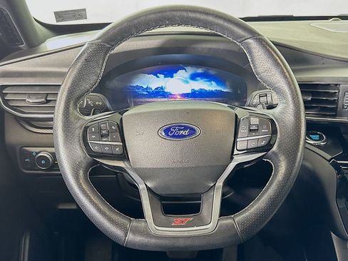 Used 2022 Ford Explorer ST w/ Equipment Group 401A AWD/4WD image 11