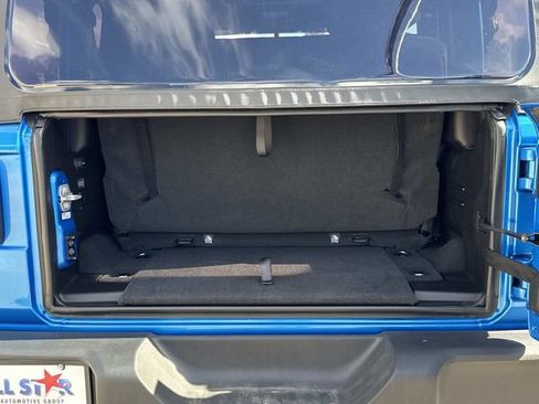 Used 2025 Jeep Wrangler Sport image 7