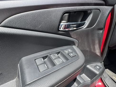 Used 2024 Honda Ridgeline Sport image 11