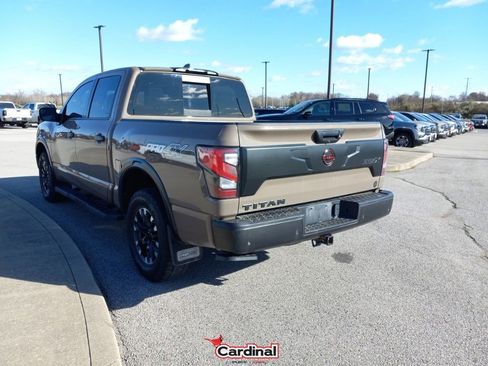 Used 2023 Nissan Titan PRO-4X w/ Pro-4x Convenience Package image 11