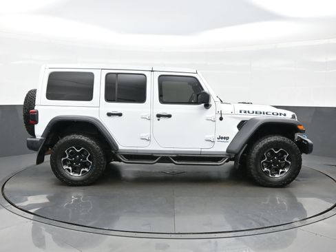 Used 2022 Jeep Wrangler Unlimited Rubicon 4xe w/ Cold Weather Group AWD/4WD image 10