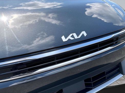 Used 2025 Kia K4 EX FWD image 28