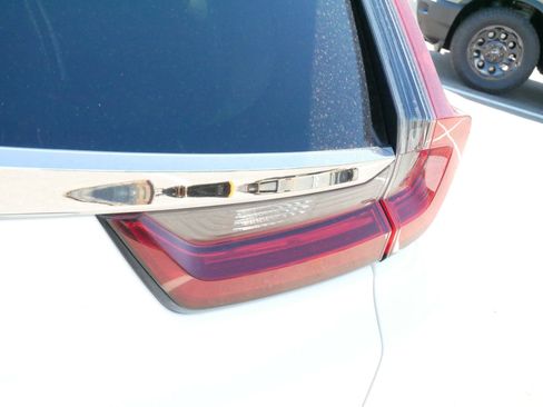Used 2020 Honda CR-V EX image 17