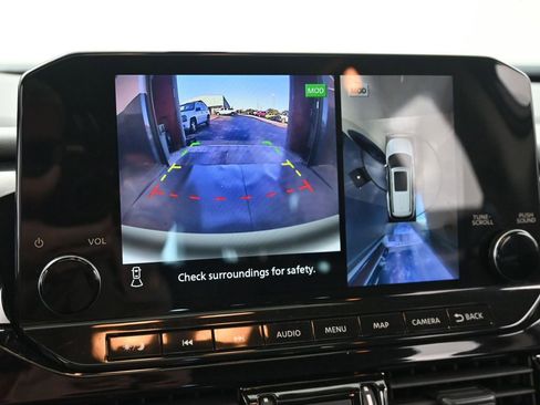 Used 2022 Nissan Pathfinder Platinum w/ Cargo Package image 36