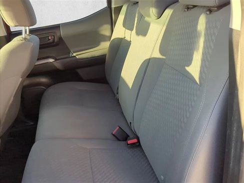 Used 2022 Toyota Tacoma SR5 RWD image 21