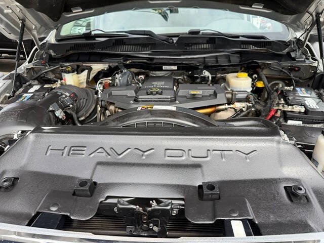Used 2015 RAM 2500 Tradesman w/ Chrome Appearance Group AWD/4WD image 32