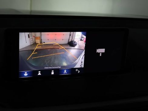 Used 2023 Acura MDX SH-AWD w/ Technology Package image 21