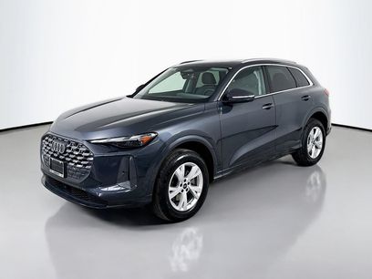 Used 2025 Audi Q5 Premium w/ Convenience Package