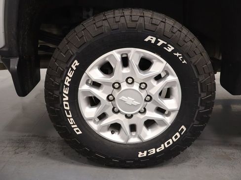 Used 2020 Chevrolet Silverado 2500 LT w/ All Star Edition AWD/4WD image 26