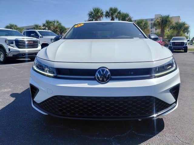 Used 2025 Volkswagen Jetta Sport FWD image 9