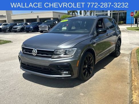 Used 2020 Volkswagen Tiguan SE R-Line FWD image 3