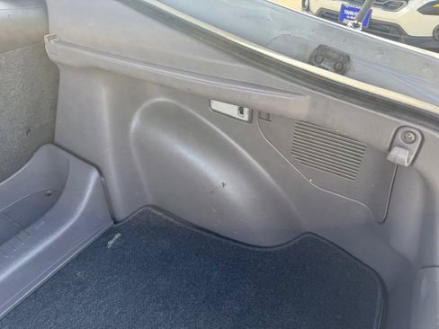 Used 2002 Toyota Celica GT-S FWD image 34