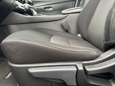 Used 2024 Nissan Sentra SV image 14