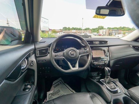 Used 2020 Nissan Rogue SL w/ Premium Package FWD image 13