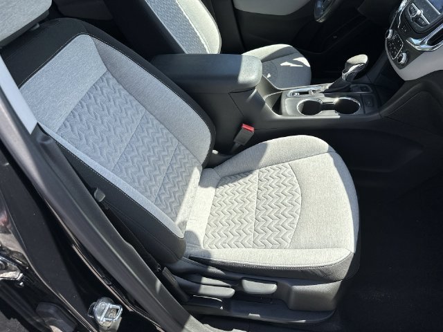 Used 2023 Chevrolet Equinox LT AWD/4WD image 33
