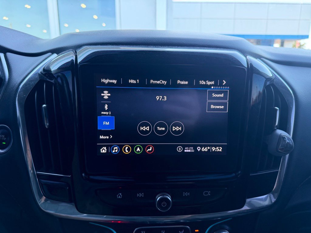Used 2020 Chevrolet Traverse RS w/ LPO, Floor Liner Package AWD/4WD image 10