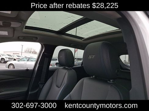 New 2026 Buick Encore GX Sport Touring w/ Advanced Technology Package image 14