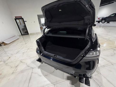 Used 2020 Toyota Camry SE w/ Convenience Package image 13