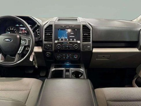 Used 2018 Ford F150 XLT w/ Equipment Group 302A Luxury image 26