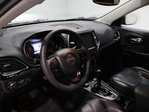 Certified 2023 Jeep Cherokee Altitude Lux image 16