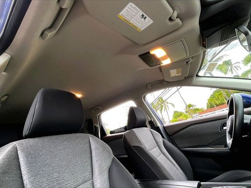 Used 2021 Nissan Rogue SV image 17