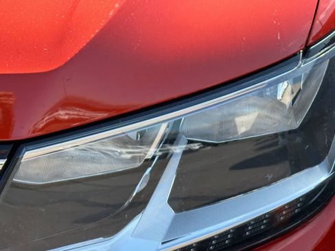 Used 2018 Volkswagen Tiguan S image 15