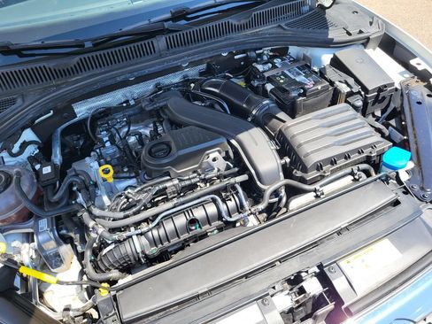 Used 2023 Volkswagen Jetta SE FWD image 28