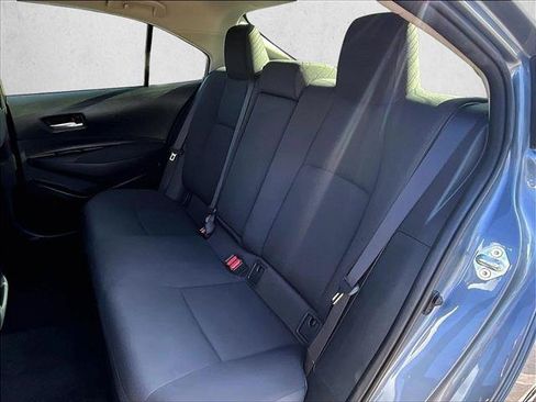 Used 2021 Toyota Corolla LE FWD image 25