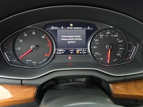 Used 2023 Audi Q5 2.0T Premium w/ Convenience Package image 19