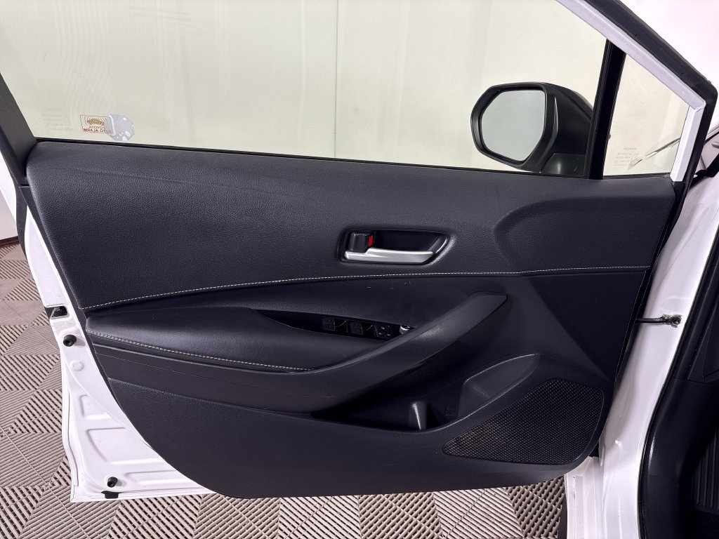 Used 2020 Toyota Corolla SE FWD image 22