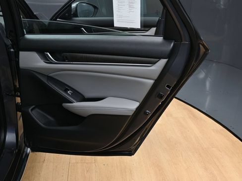 Used 2018 Honda Accord EX-L image 36
