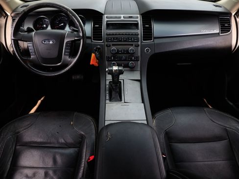 Used 2012 Ford Taurus SEL image 2