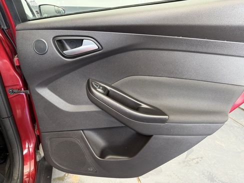Used 2014 Ford Focus Titanium image 52