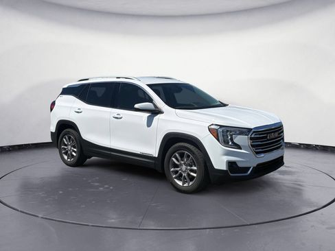 Used 2023 GMC Terrain SLT FWD image 7