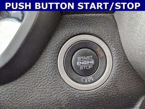 Used 2022 RAM 2500 Tradesman w/ Chrome Appearance Group image 13