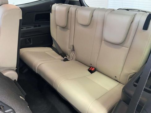 Used 2024 Subaru Ascent Limited AWD/4WD image 14