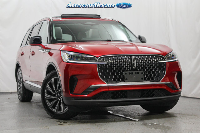 Used 2025 Lincoln Aviator AWD image 1