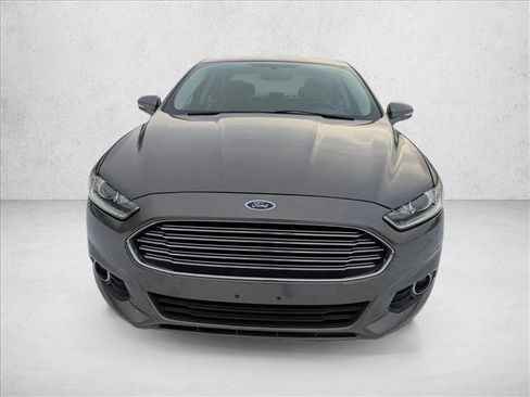 Used 2014 Ford Fusion SE w/ Equipment Group 202A image 2