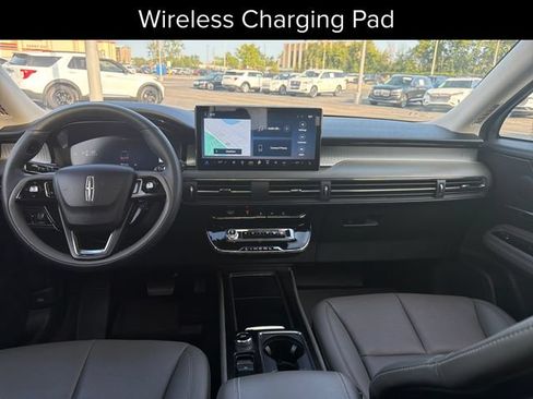 Certified 2024 Lincoln Corsair AWD w/ Equipment Group 101A image 15