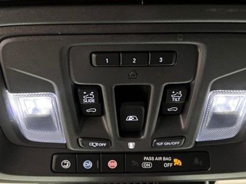 Used 2024 Chevrolet Silverado 2500 ZR2 w/ Technology Package AWD/4WD image 38