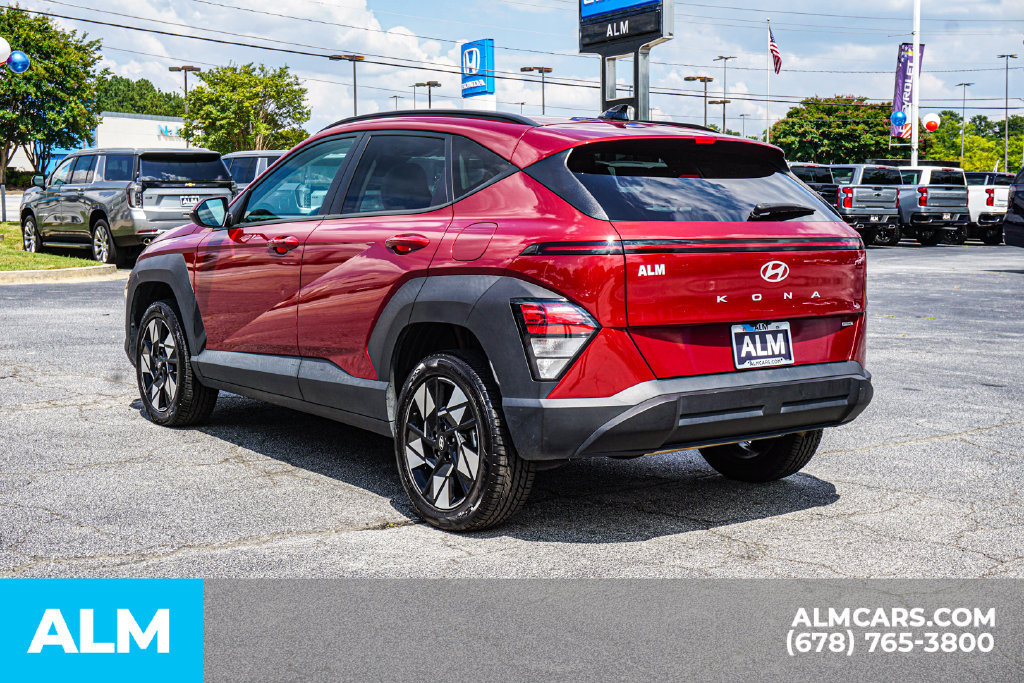 Used 2024 Hyundai Kona SEL AWD/4WD image 6