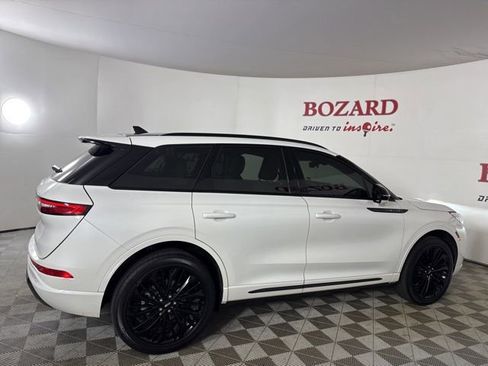 Used 2023 Lincoln Corsair Reserve w/ Equipment Group 201A image 9