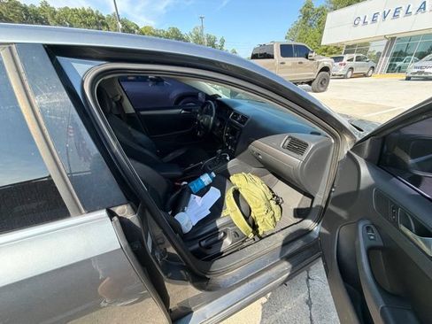 Used 2013 Volkswagen Jetta TDI FWD image 35