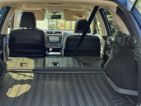 Used 2018 Subaru Outback 2.5i Limited w/ 50th Anniversary Edition AWD/4WD image 10