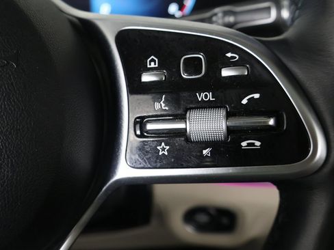 Used 2023 Mercedes-Benz GLE 450 4MATIC w/ AMG Line Exterior image 48