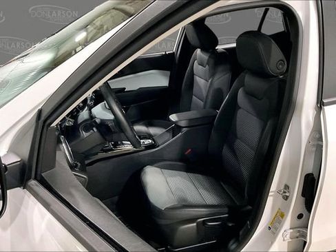 Certified 2024 Chevrolet Trax LT w/ Driver Confidence Package FWD image 13