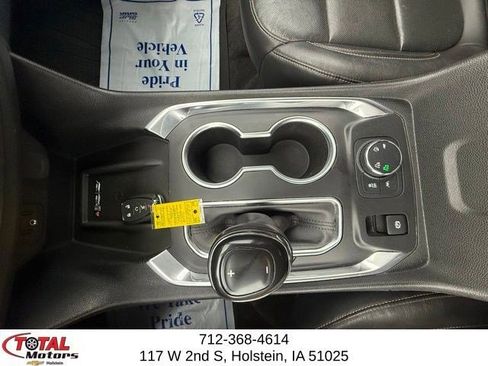 Used 2019 Chevrolet Traverse Premier AWD/4WD image 30