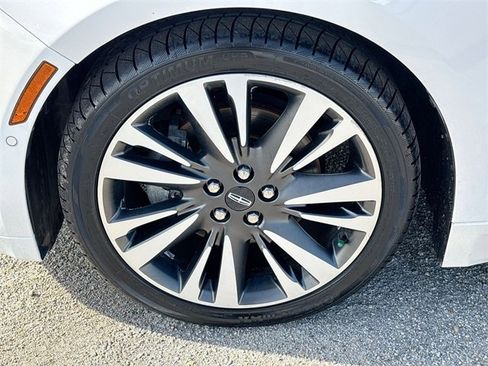 Used 2019 Lincoln MKZ Reserve image 13